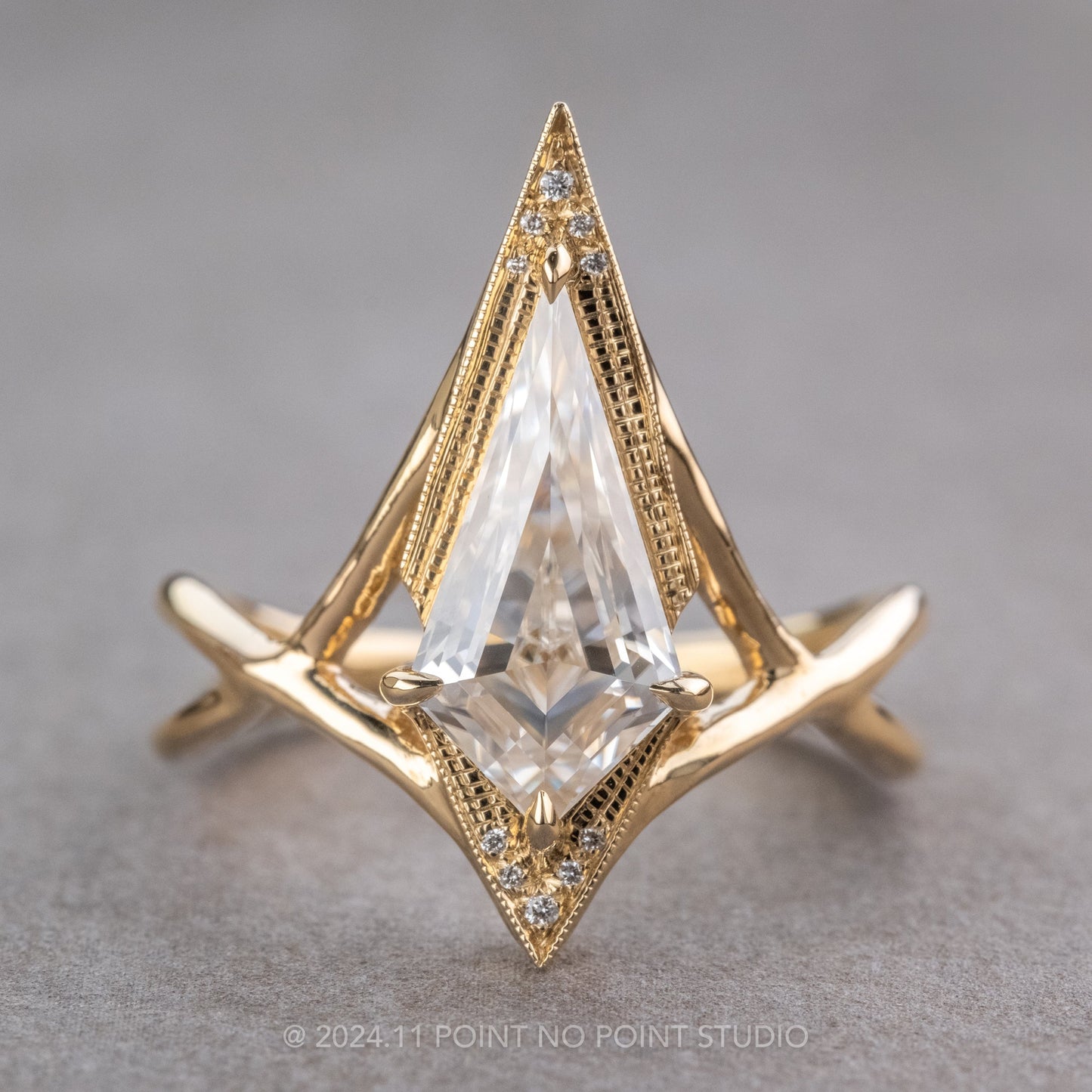 Kite Lab Diamond Engagement Ring, Twisted Arwen Setting