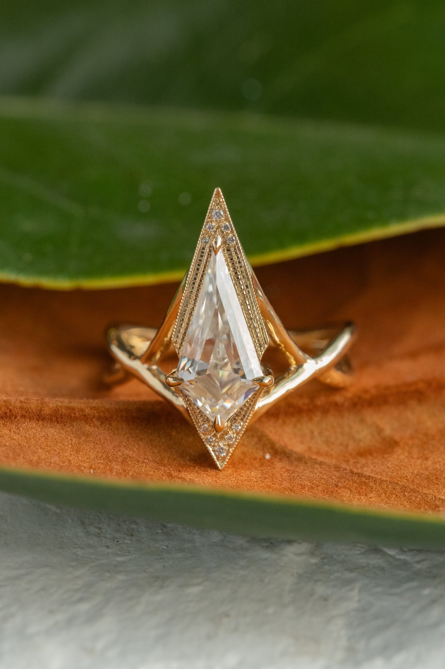 Kite Lab Diamond Engagement Ring, Twisted Arwen Setting