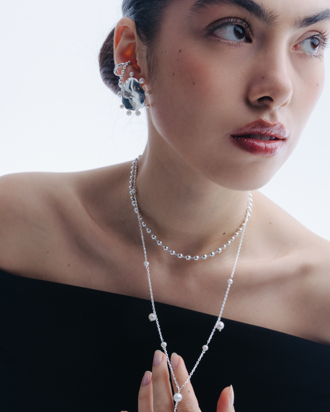Luna Pearl Earrings