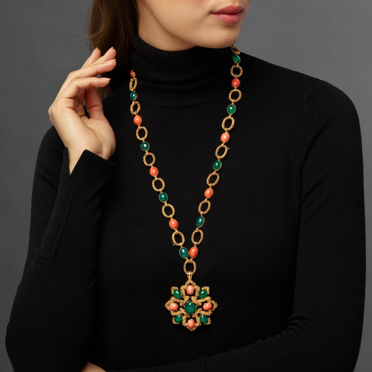 Van Cleef & Arpels  Paris "Delphe" Convertible Sautoir