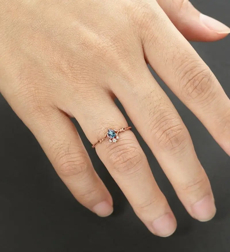 Lab Alexandrite Engagement Ring Pear Shaped Solid Gild Ring Vintage Wedding Ring Bridal Promise Women Ring