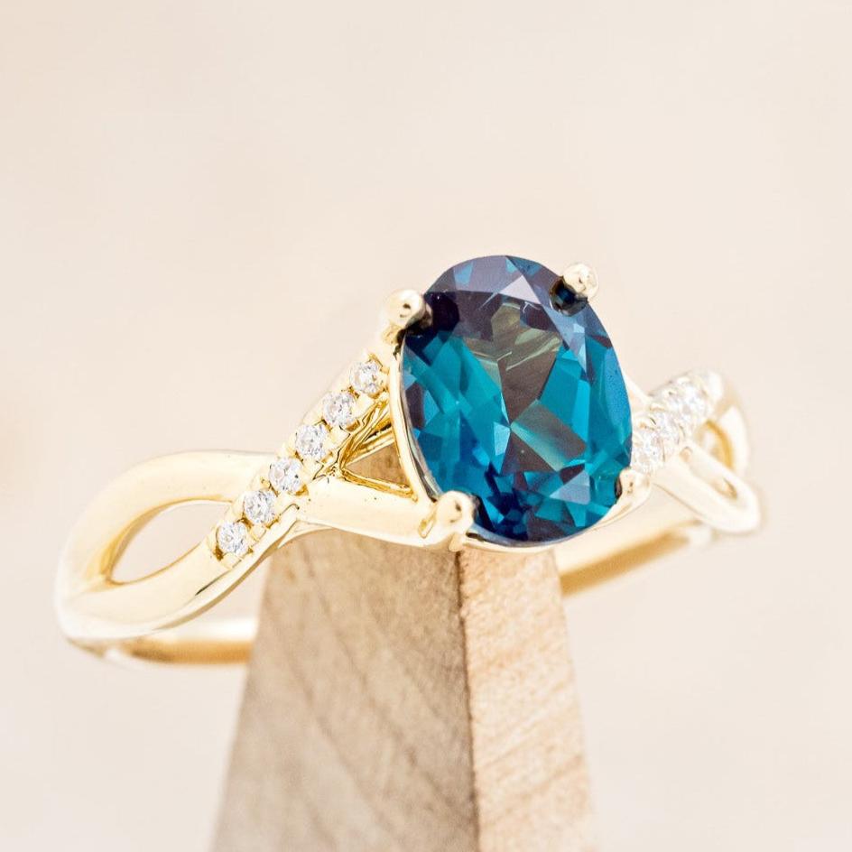 "Roslyn" - Lab-Grown Alexandrite Engagement Ring With Diamond Accents