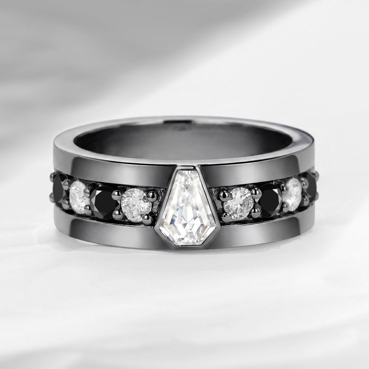 'King's Scepter' - Classic Coffin Cut IGI Certified Lab Diamond Wedding Band For Men