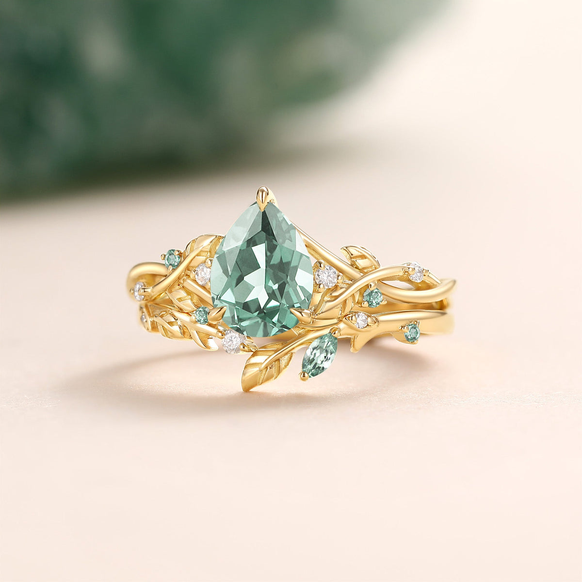 Pear Cut Lab Green Sapphire Leaf Vintage Engagement Ring Sets - Prism