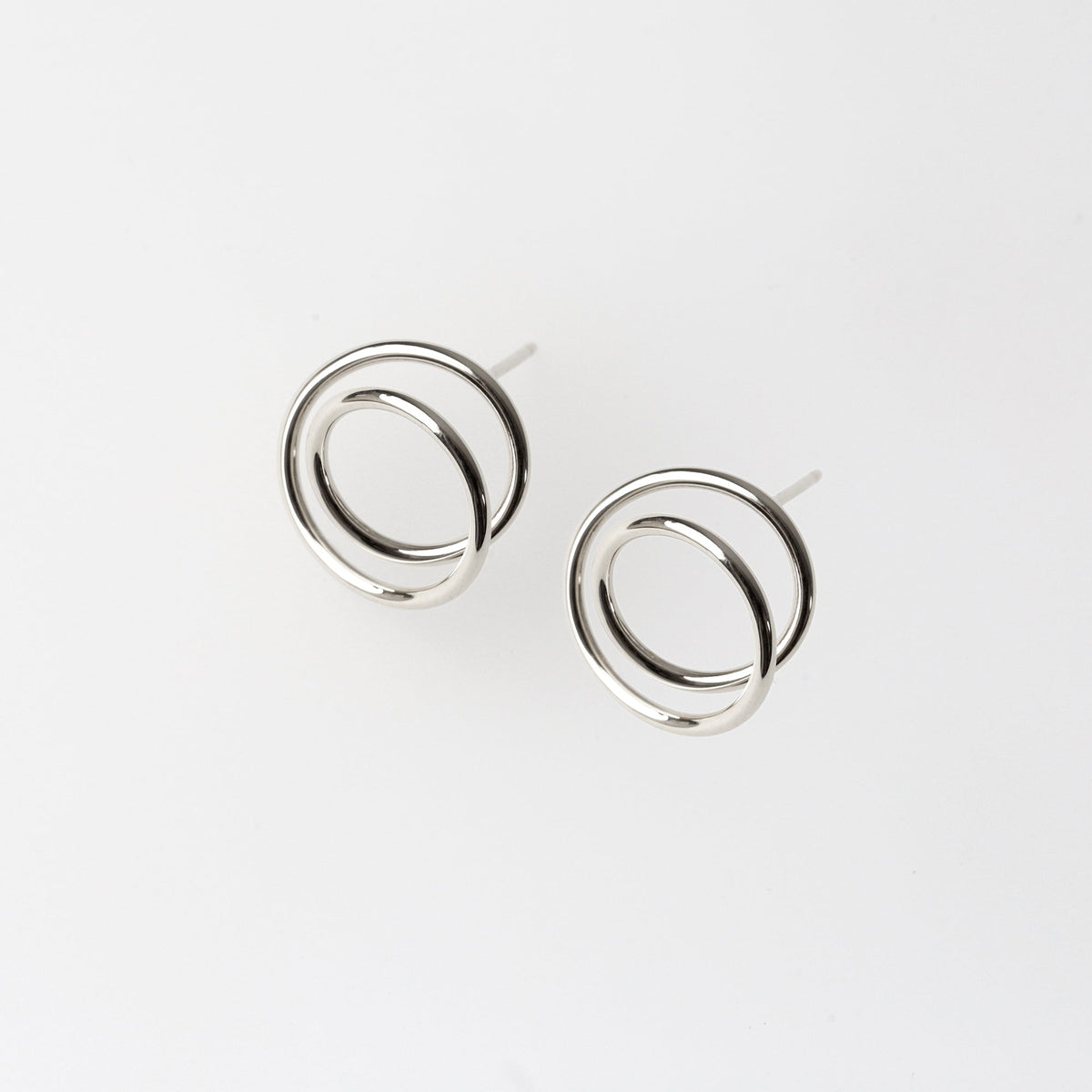 SMALL ORBIT EARRING
