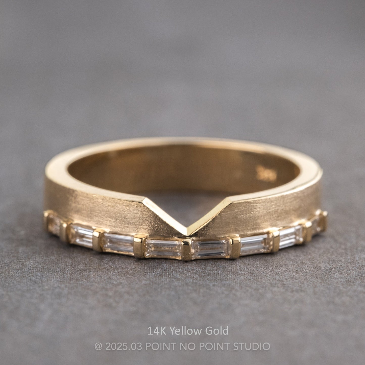 Ellipse Wedding Ring, Baguette Diamond, 4mm Matte Finish
