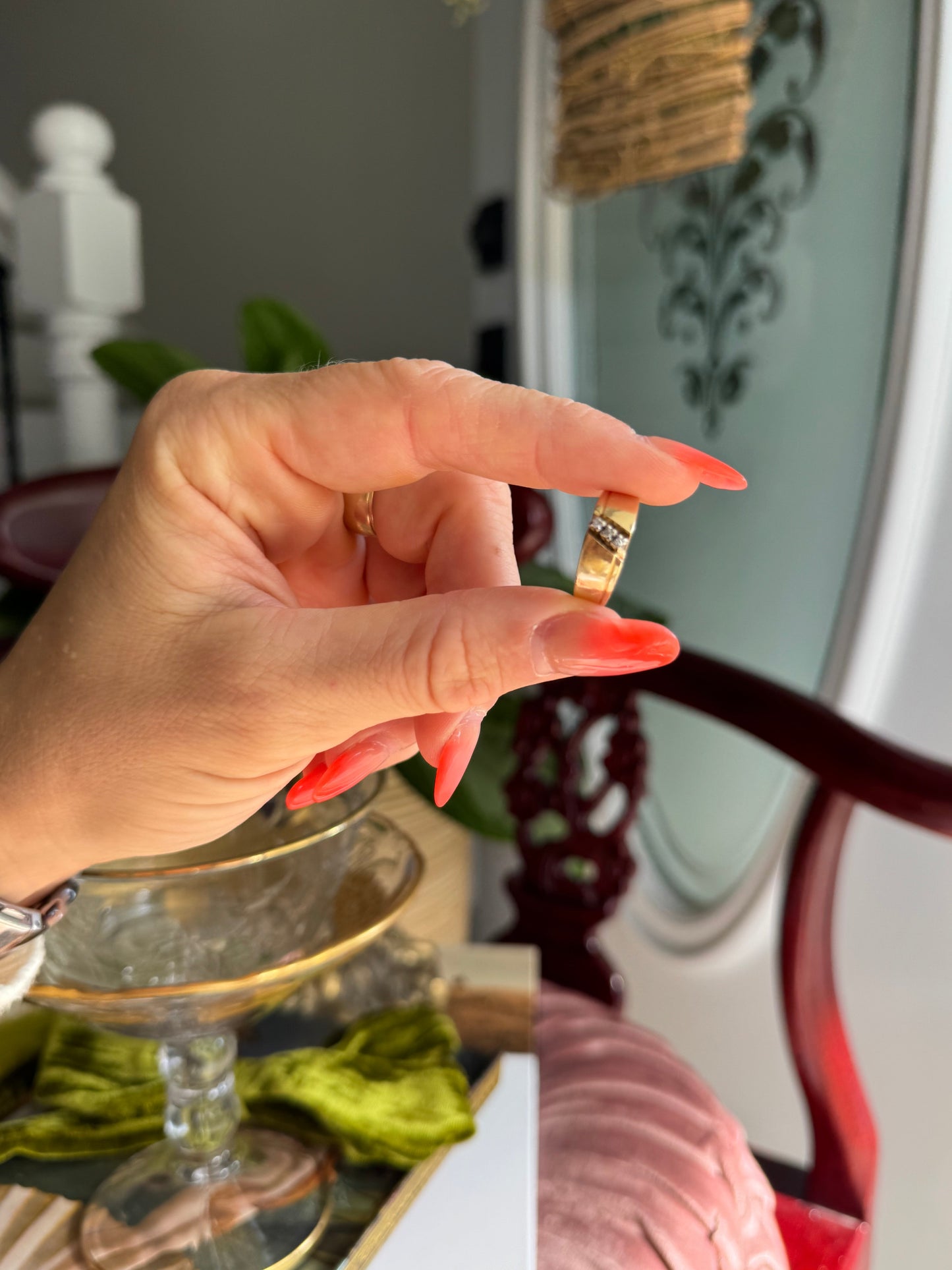 Vintage 14k Yellow Gold Diamond Accent Ring