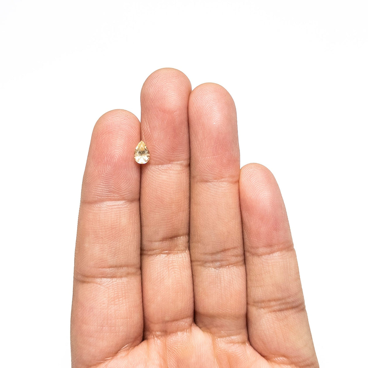 0.66ct 6.52x4.53x3.17mm Pear Brilliant Sapphire 26145-01