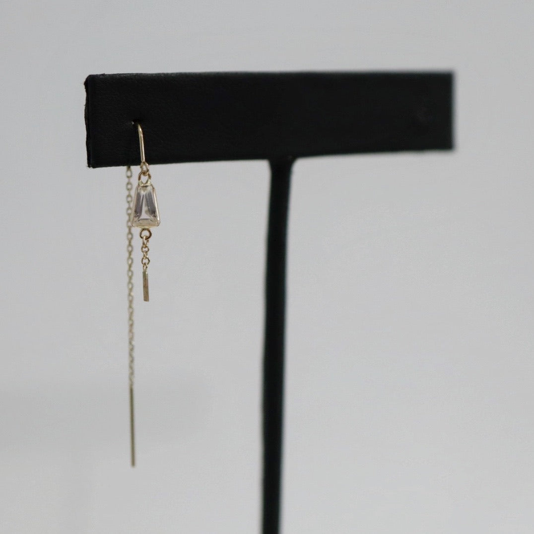 White Topaz  and Mini Bar Threader Earring in 14 karat Yellow Gold / SINGLE EARRING / READY TO SHIP