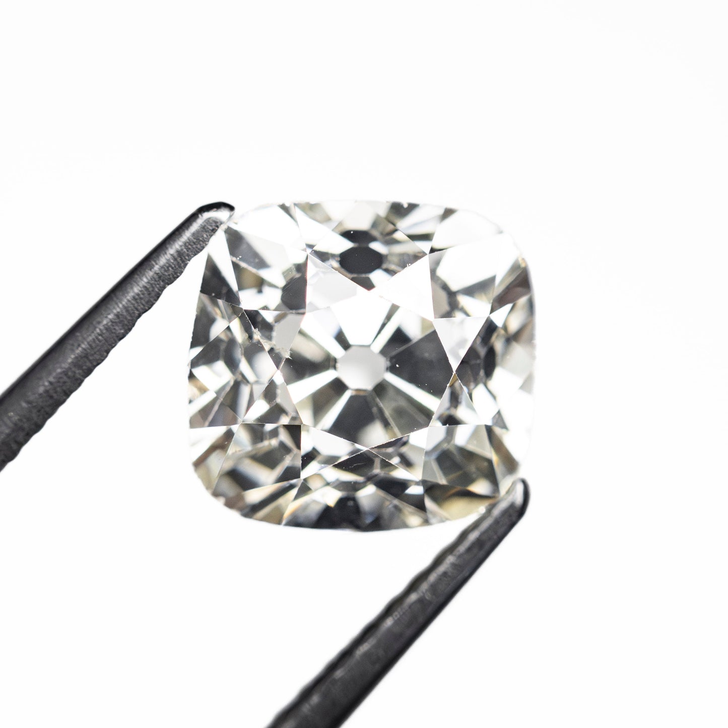 2.64ct 8.16x7.80x5.78mm GIA SI1 M Antique Peruzzi Cut 28035-01