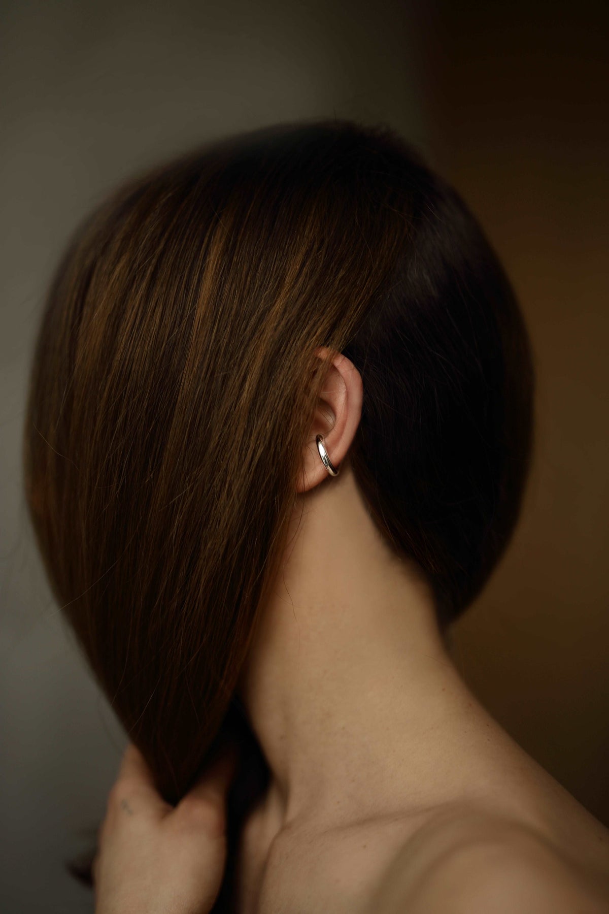 LARGE HUG EAR CUFF