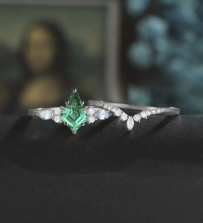 Kite Cut Lab Emerald Bridal Set Solid Gold Engagement Ring Set Marquise Moonstone Bridal Set Anniversary Moissanite Diamond Wedding Ring Vintage Promise Ring For Women