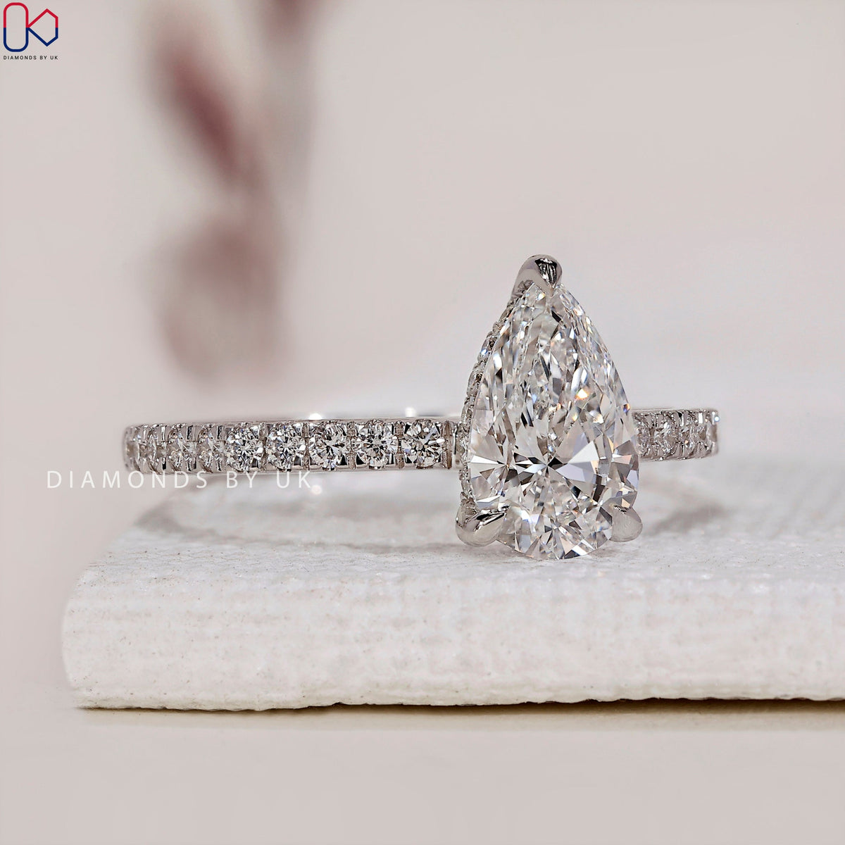 Pear Shaped Ring - Hidden Halo