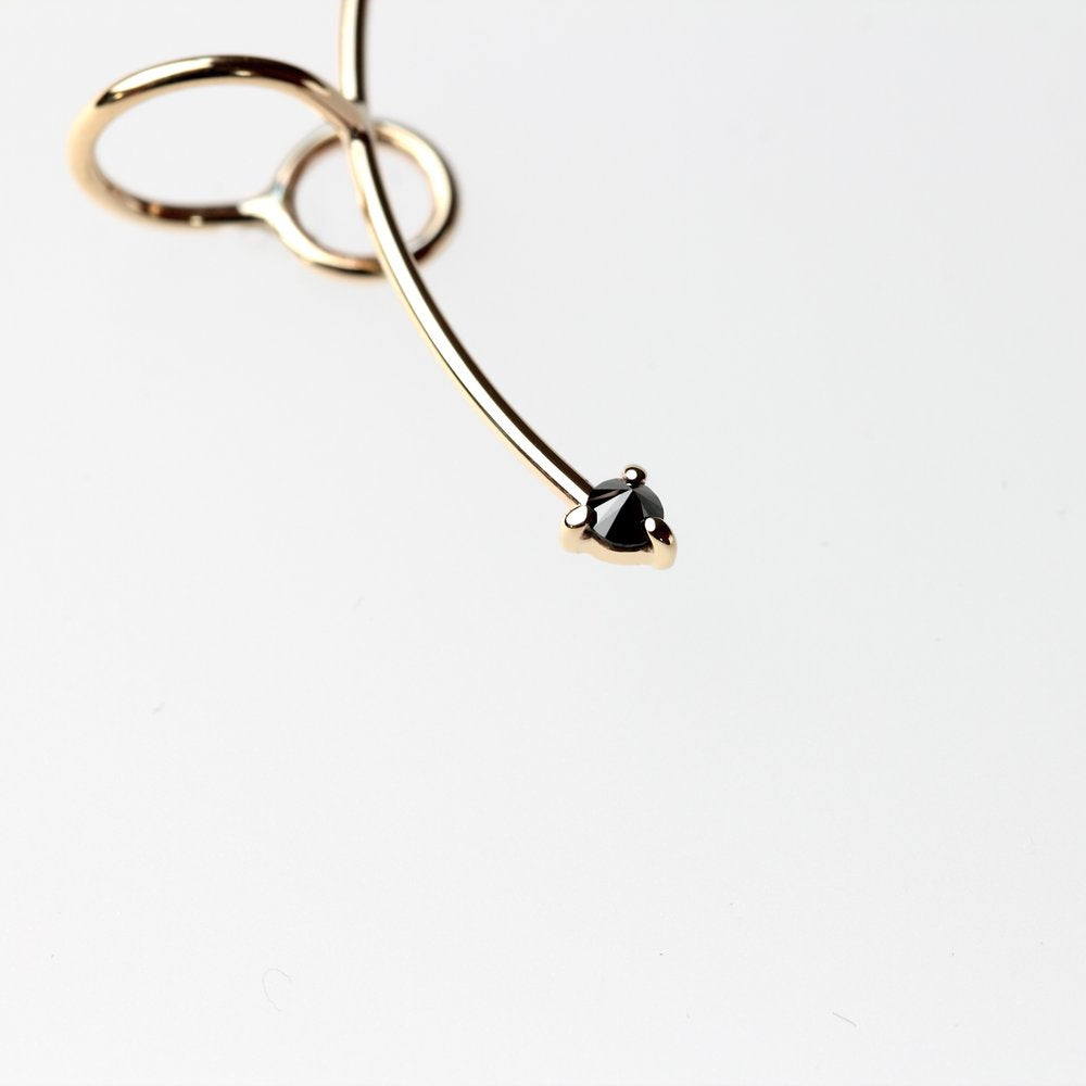 REVERSE BLACK DIAMOND EAR CUFF