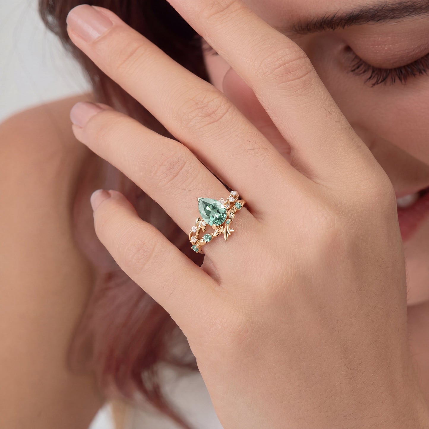 Pear Cut Lab Green Sapphire Leaf Vintage Engagement Ring Sets - Flora
