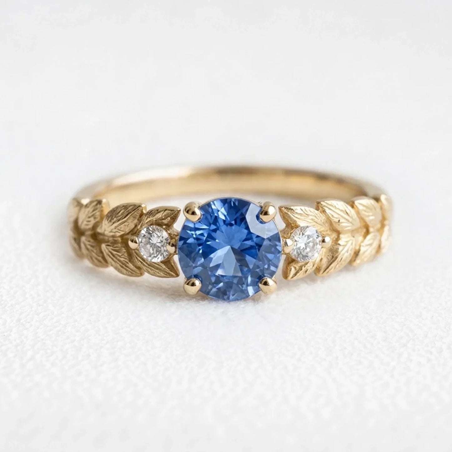 Iris’s Sonnet | Blue Sapphire Solitaire & Inner Engraved Band Couple Set