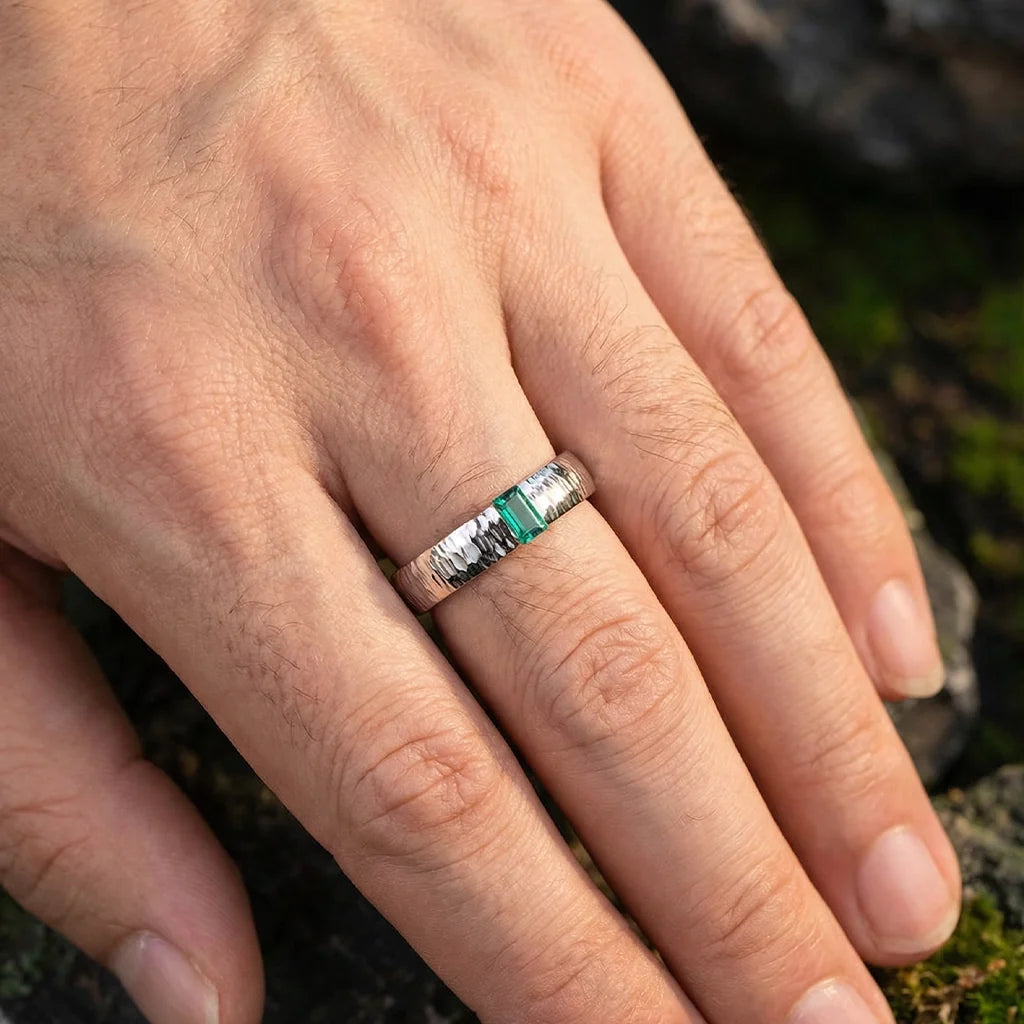 Marcus’s Keystone | Hammered Emerald Men’s Band