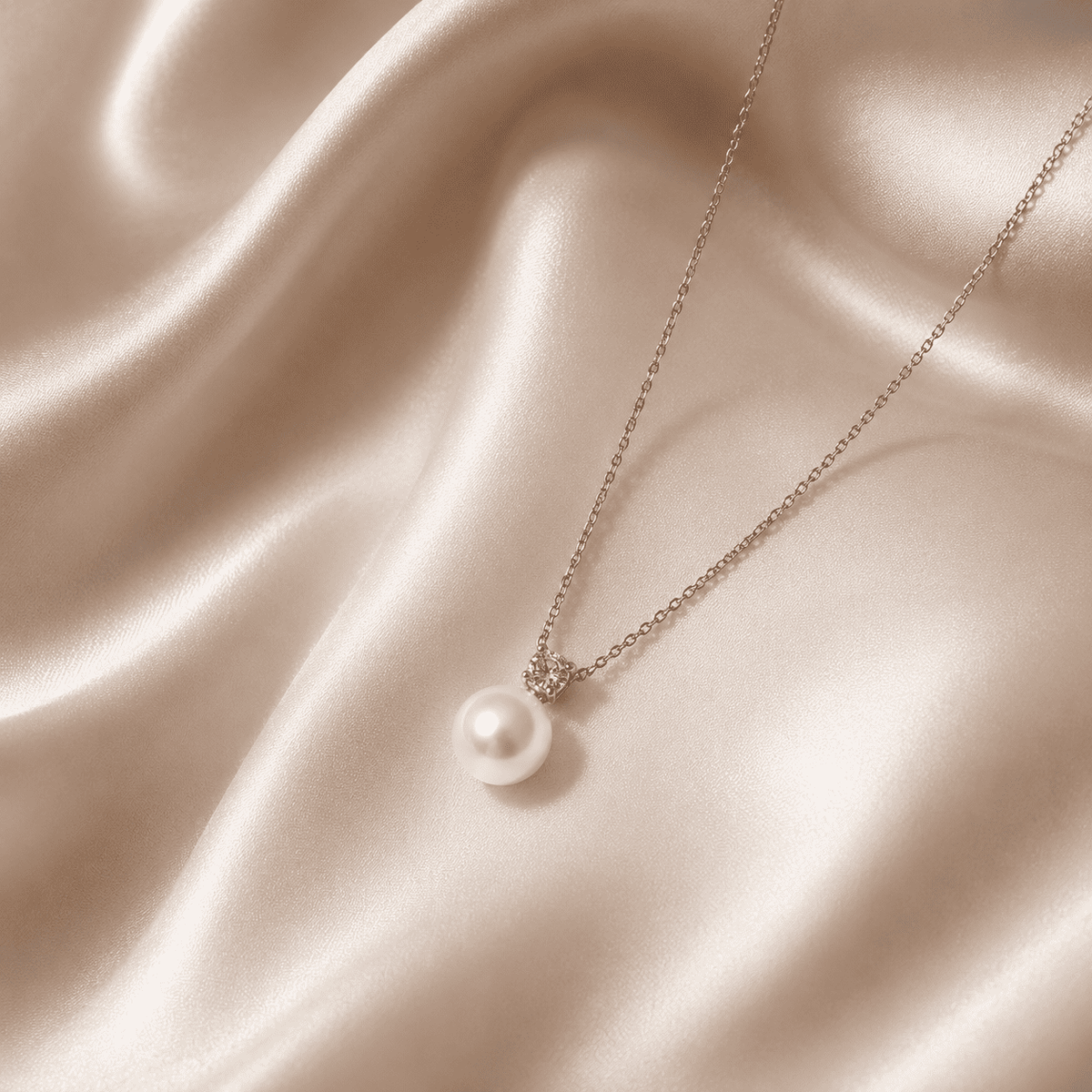 Elegant Pearl Drop Necklace