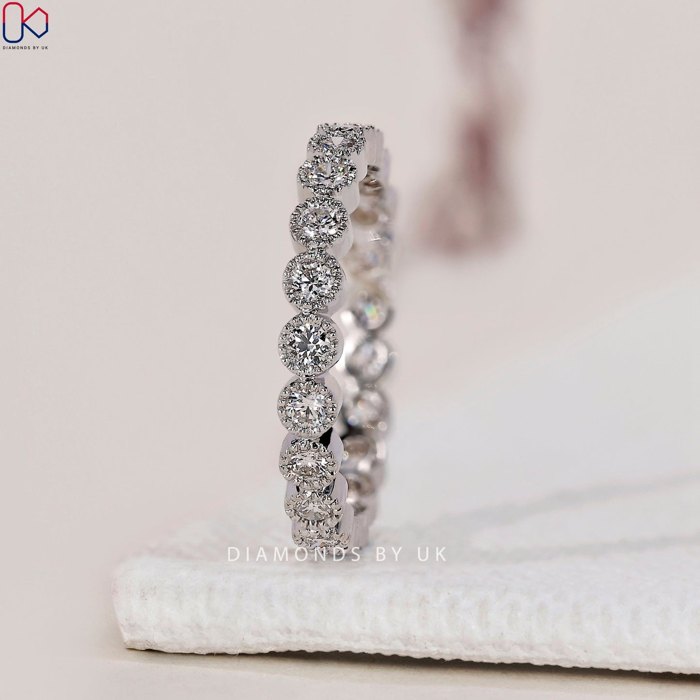 Milgrain Wedding Band – Round Diamonds