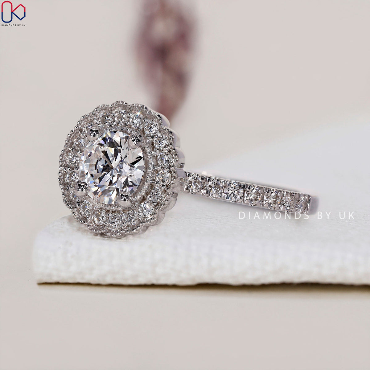 Round Cut Halo Diamond Engagement Ring