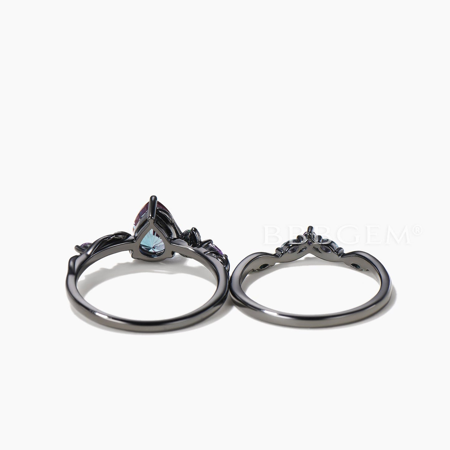 Black Gold Twig Inspired Ring Set Pear Cut Color-change Alexandrite Twisted Ring