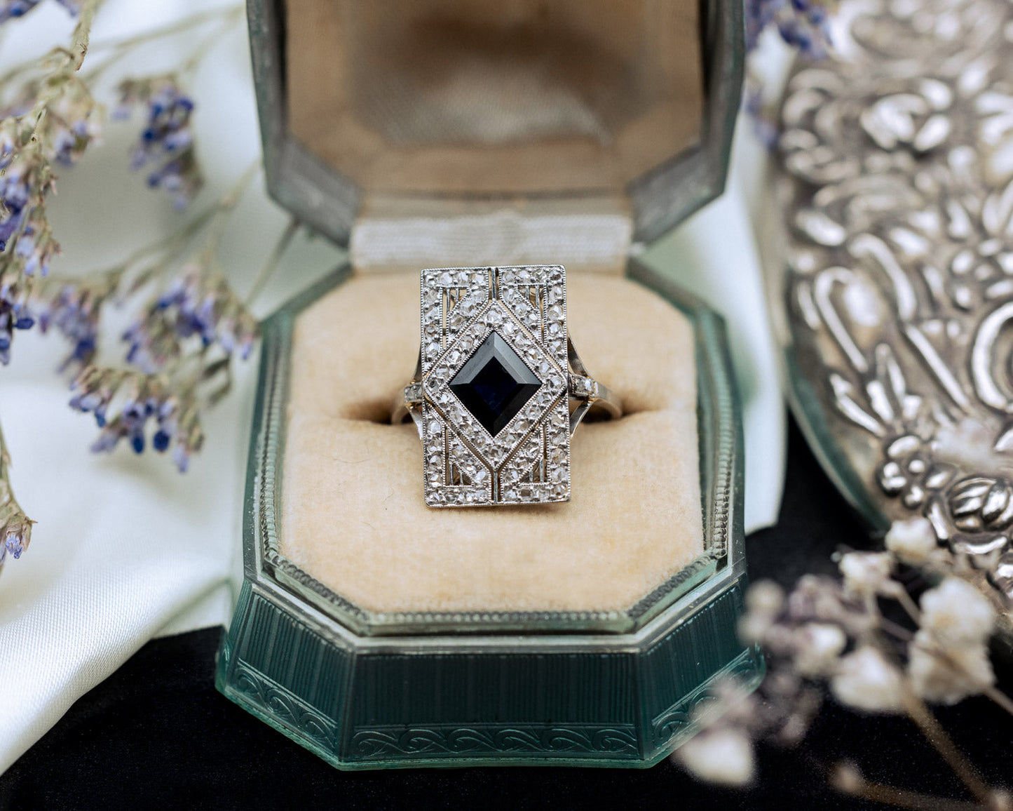 Art Deco Vintage Women's Engagement Ring With Natural Sapphire, Diamond Accents & Platinum Shield - Gia Certified