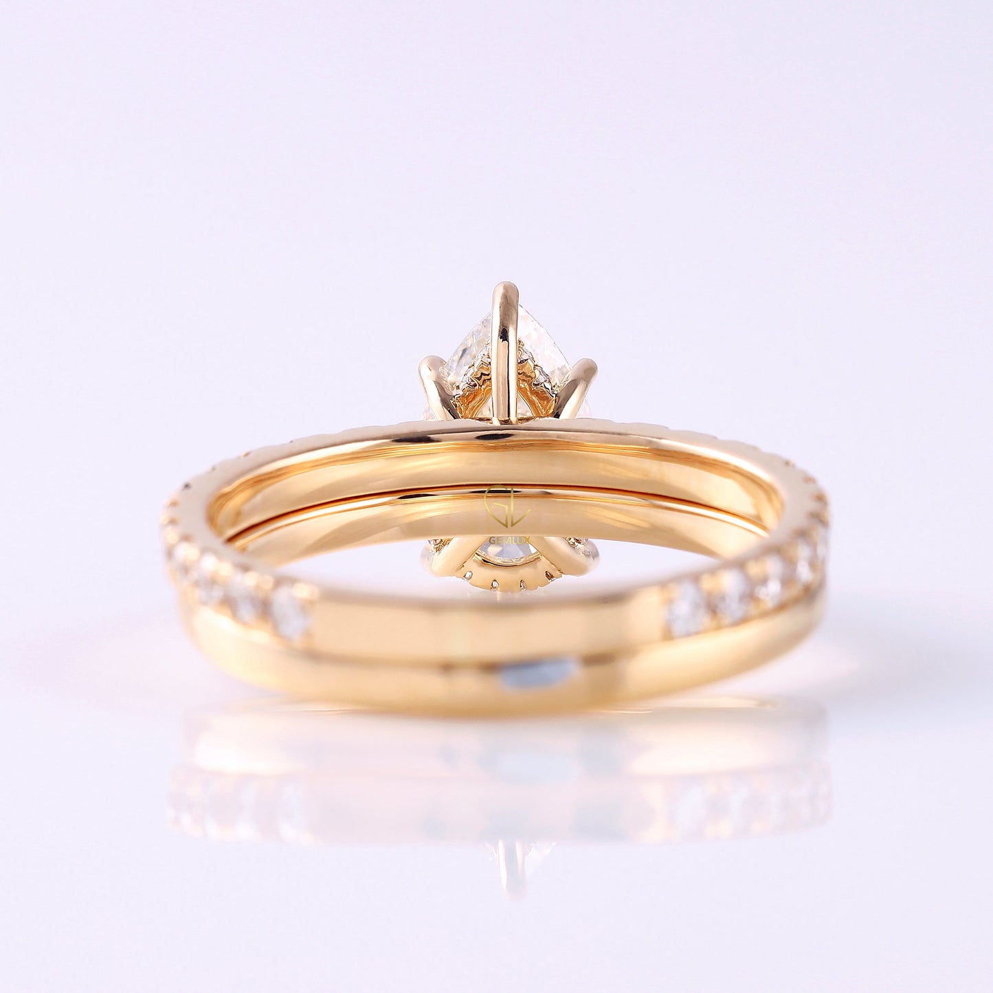 2 Ct Pear Cut Lab Grown Diamond Ring Set