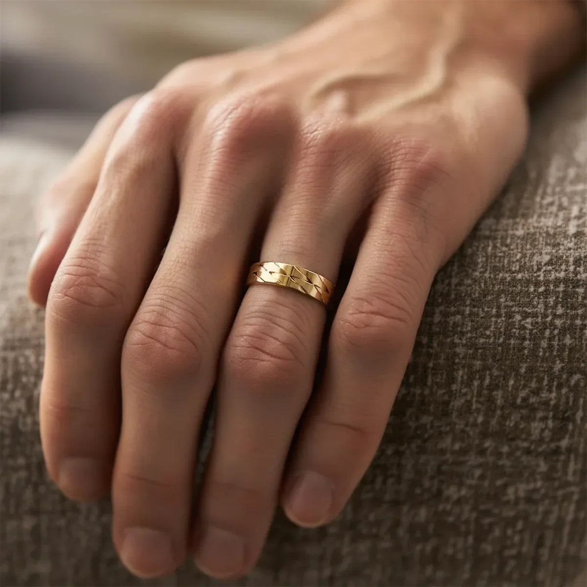 Twill Edge | Polished Men’s Wedding Band