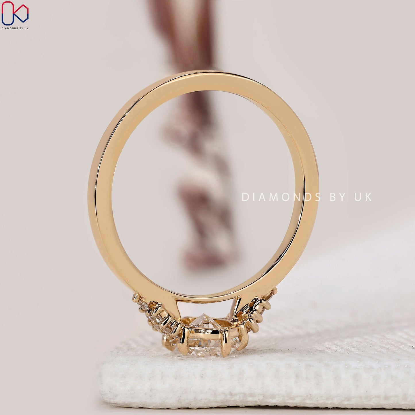 Oval Shaped Engagement Ring With Muse Setting