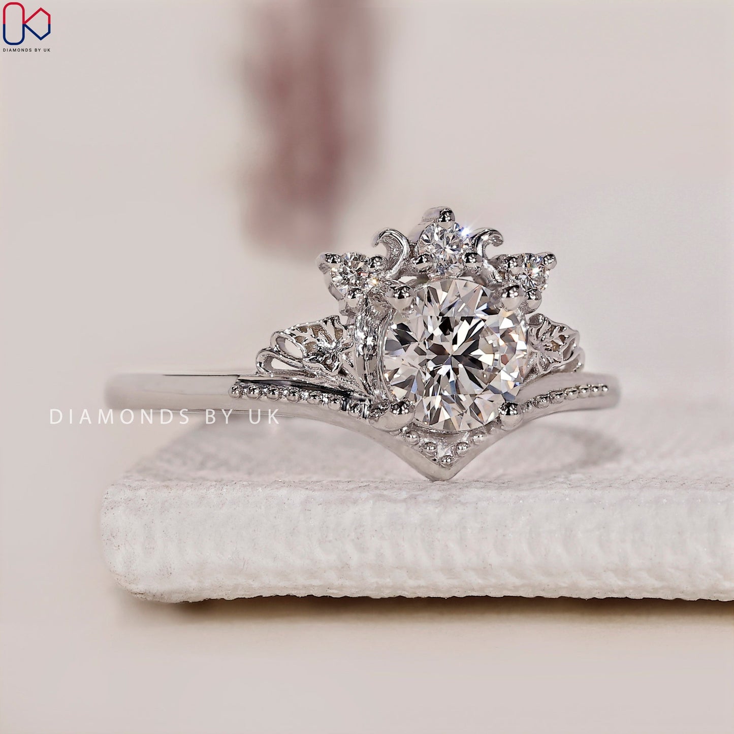 Art Deco Engagement Ring - Round Diamond