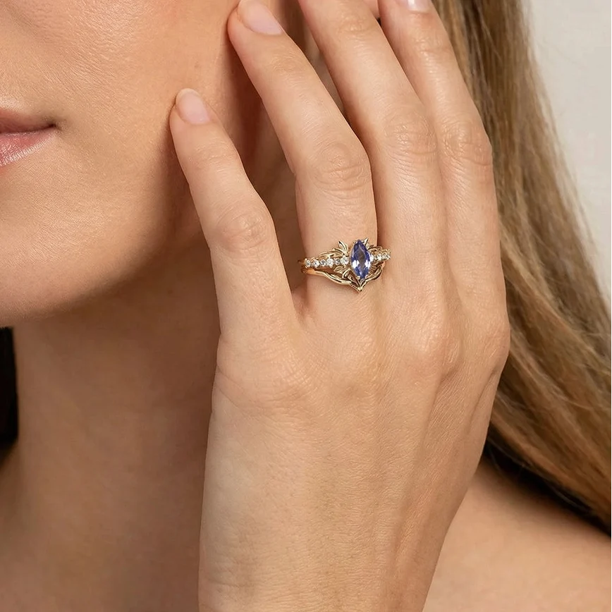Aurora’s Fairy Wing | Marquise Natural Sapphire Vintage Bridal Set 2pcs