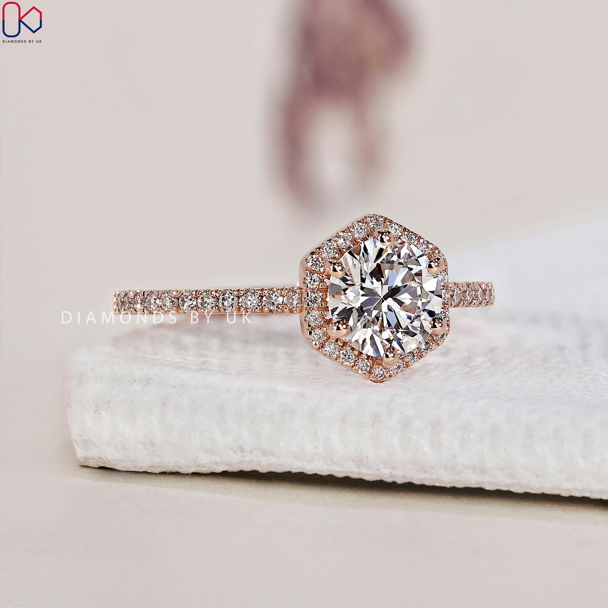 Round Cut Halo Diamond Engagement Ring