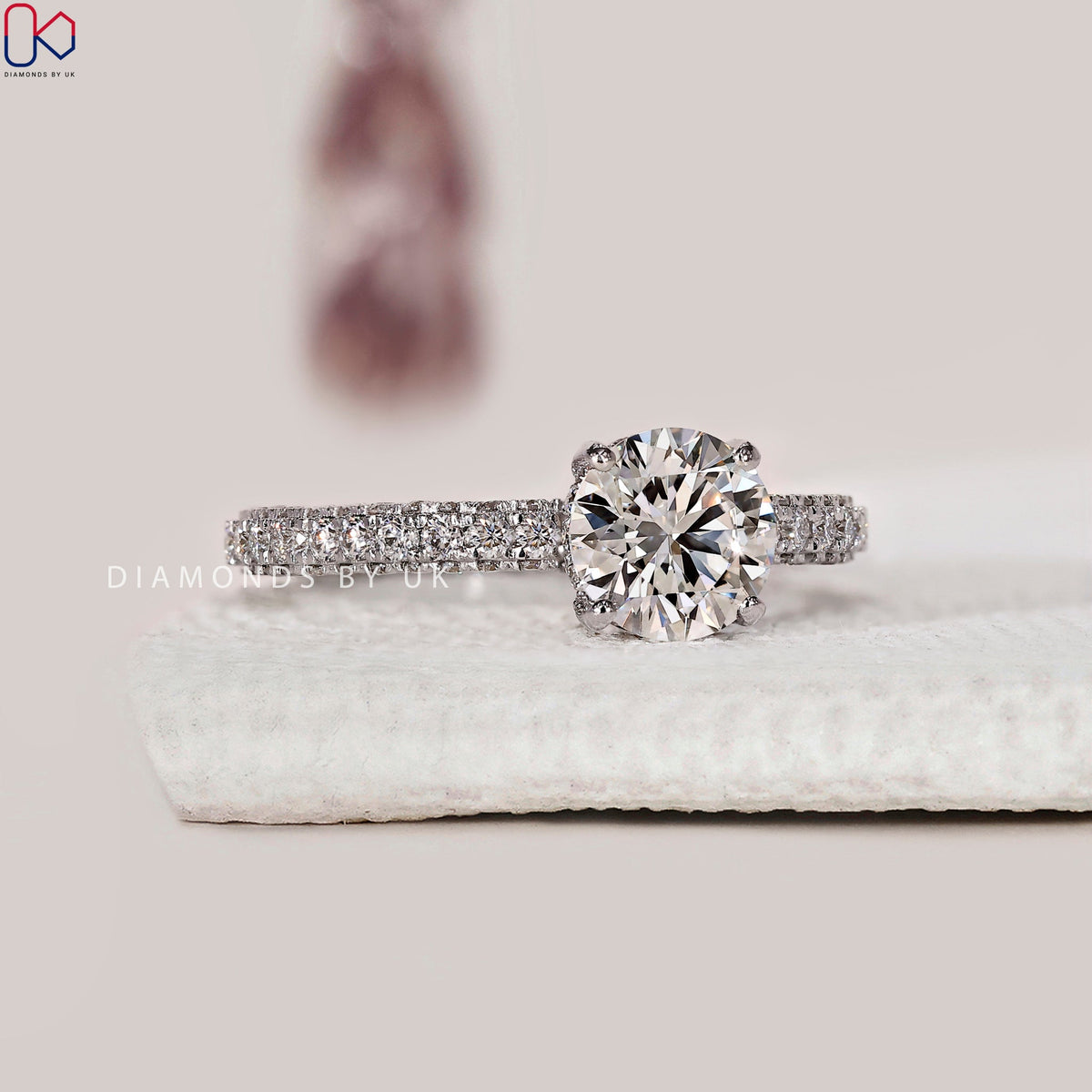 Round Diamond Engagement Ring With 3 Side Pave Setting