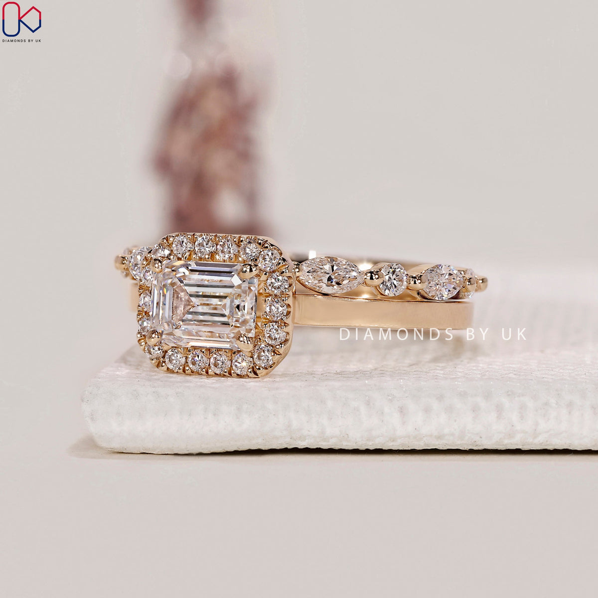 Emerald Ring with Wedding Band Yellow Gold Bridal Set