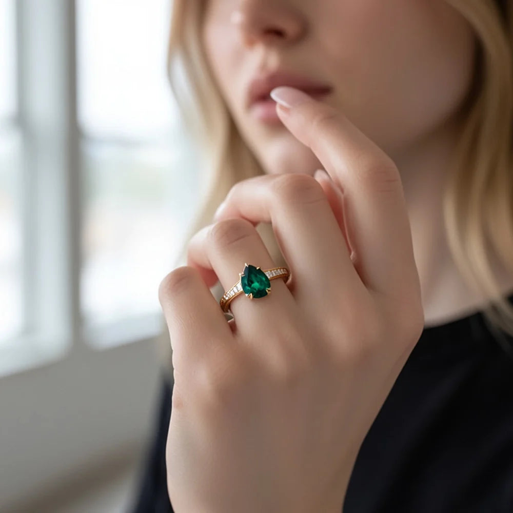 Olive’s Whisper | 1.5CT Classic Pear Cut Lab Emerald Engagement Ring