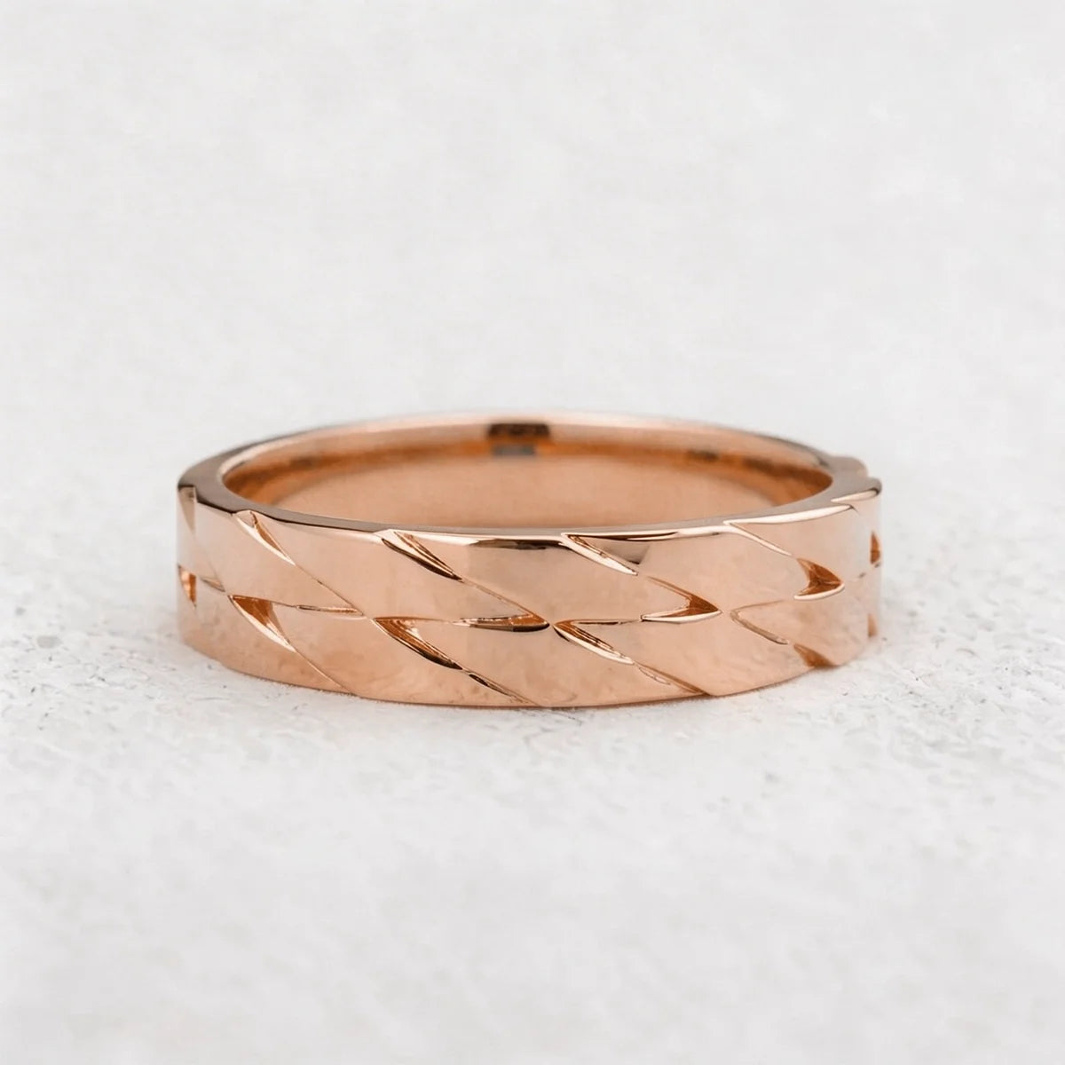 Twill Edge | Polished Men’s Wedding Band