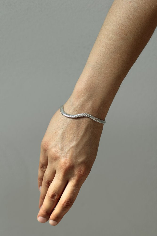 CURVE BRACELET