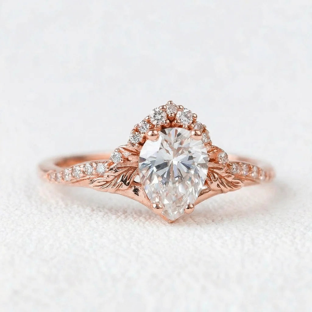 Victoria’s Griffin | Vintage Diamond Halo & Leaf Bridal Set 2pcs