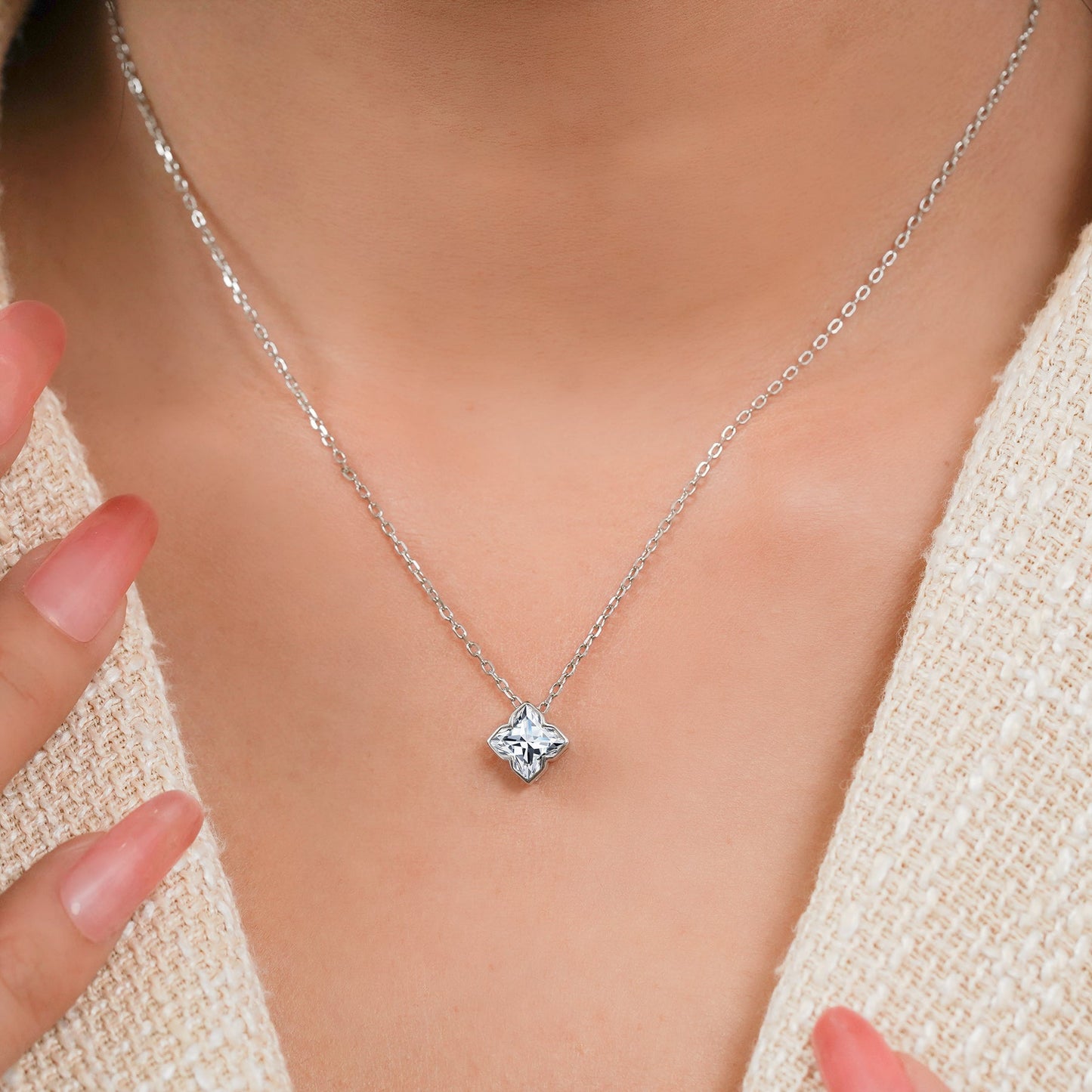 2.7 Carat Flower Cut Design Moissanite Necklace