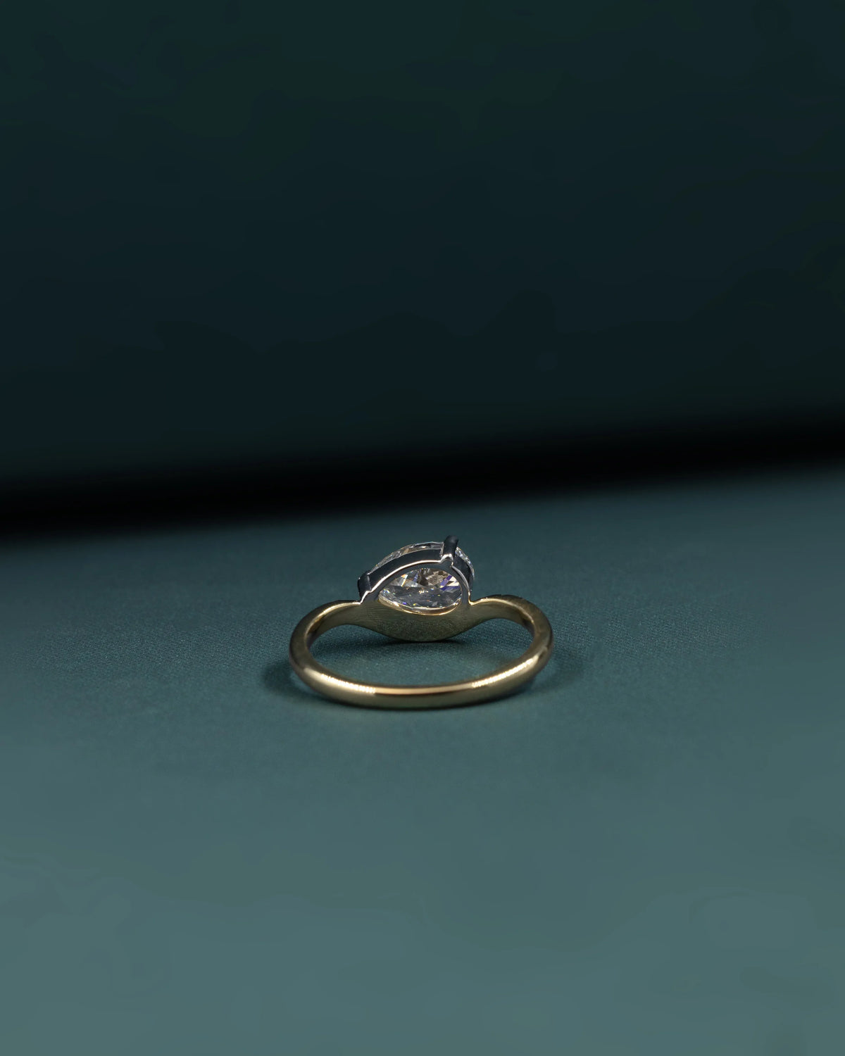 1.01 CT Pear Cut Lab-Grown Diamond Solitaire Engagement Ring