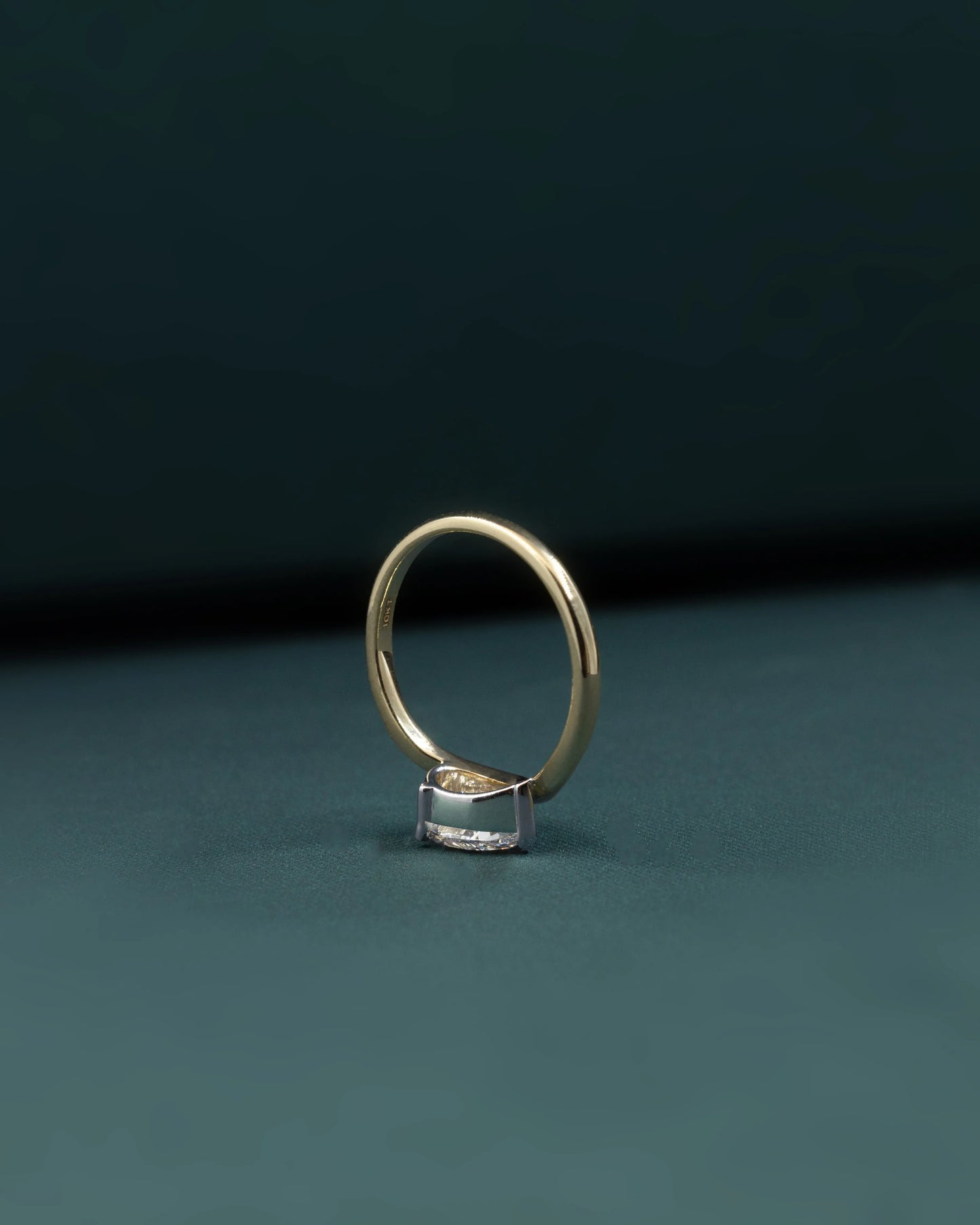 1.01 CT Pear Cut Lab-Grown Diamond Solitaire Engagement Ring