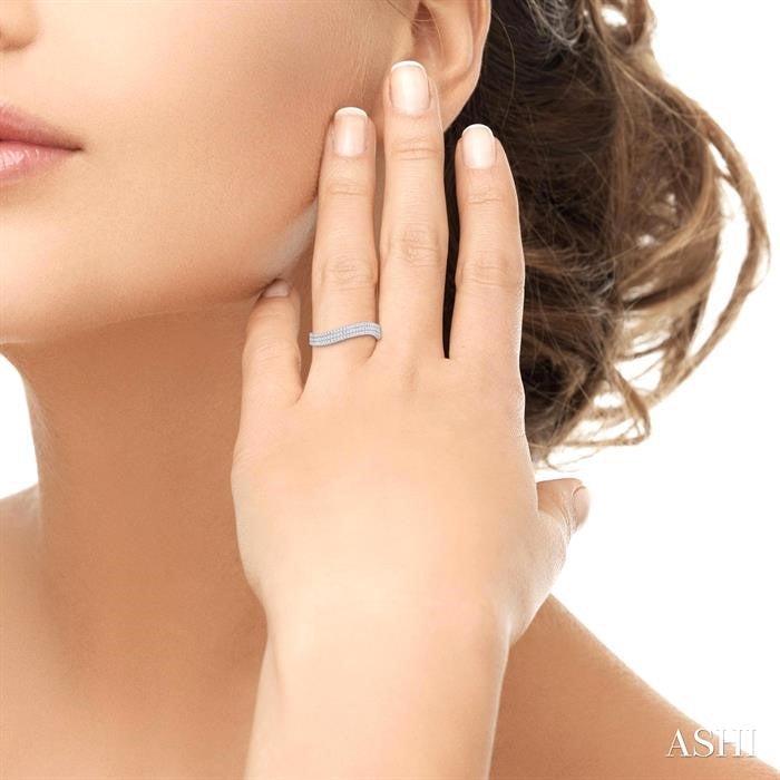 Three Row Wave Diamond Fashion Band