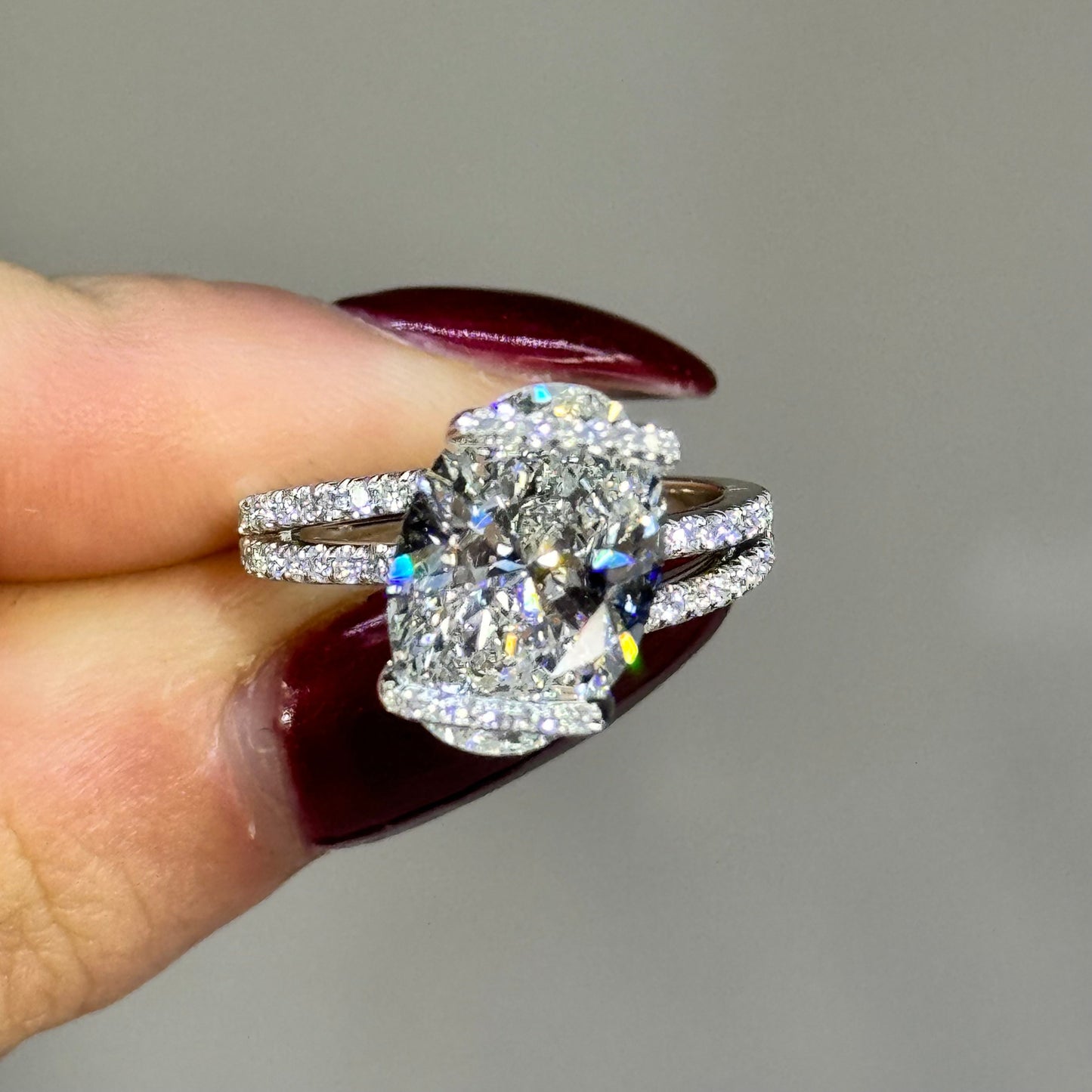 Unique Oval Cut 5.0ct Twist Design Engagement Ring In Sterling Silver