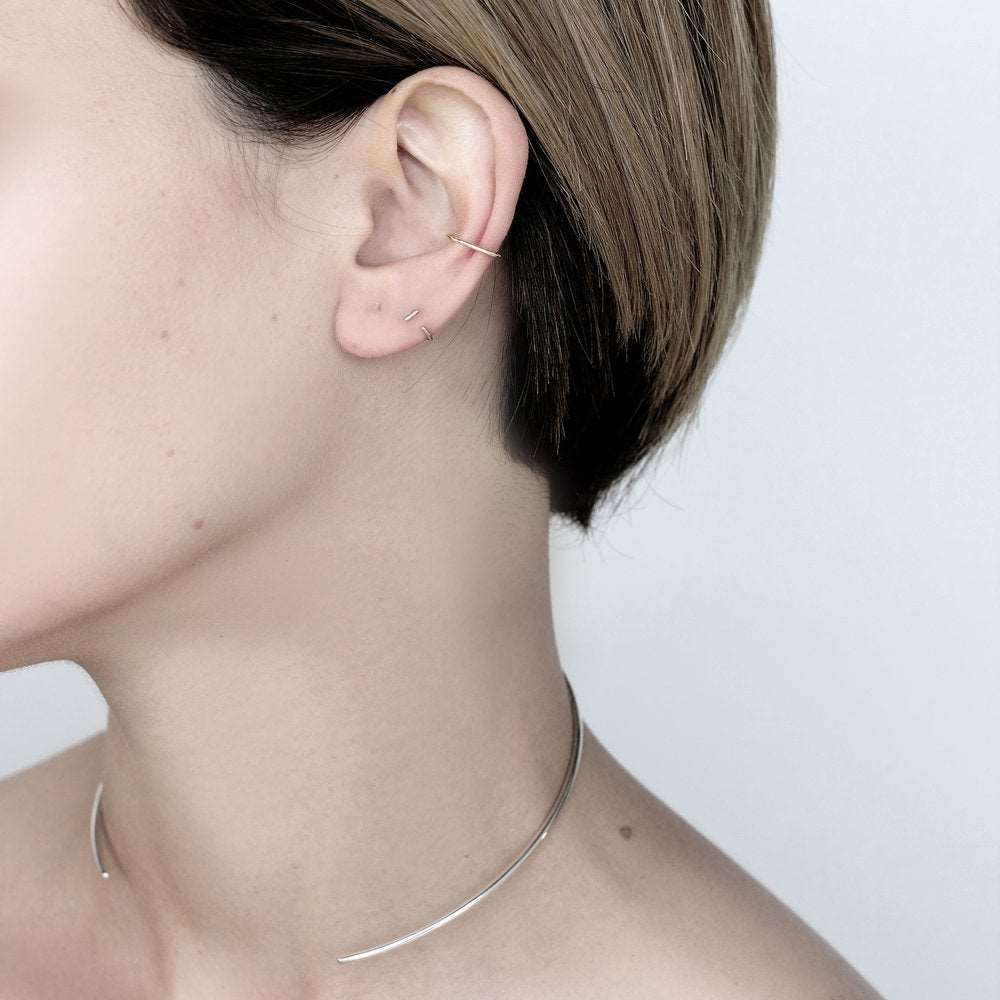 ESSENTIAL GOLD EAR CUFF