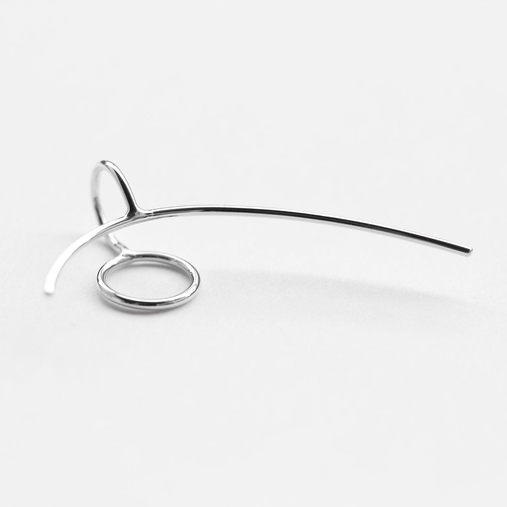 CIRCLE & LONG LINE EAR CUFF