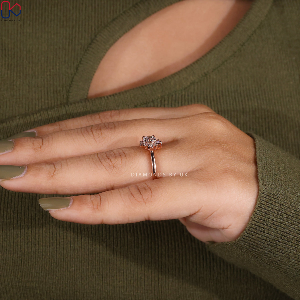 Cluster Diamond Ring In Rose Gold