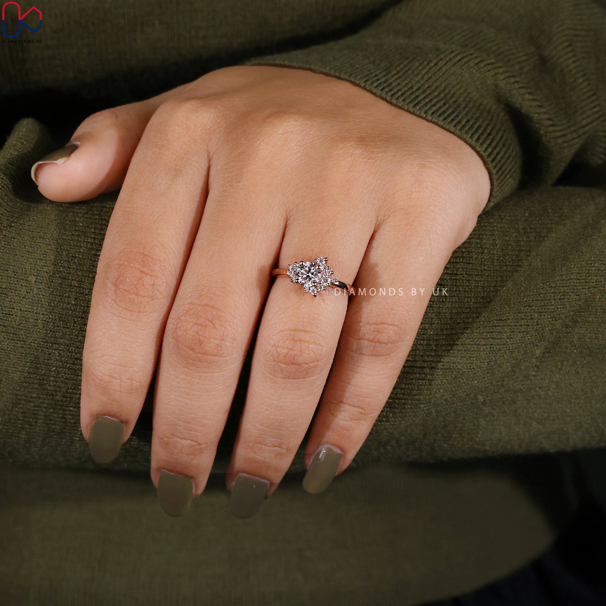 Cluster Diamond Ring In Rose Gold
