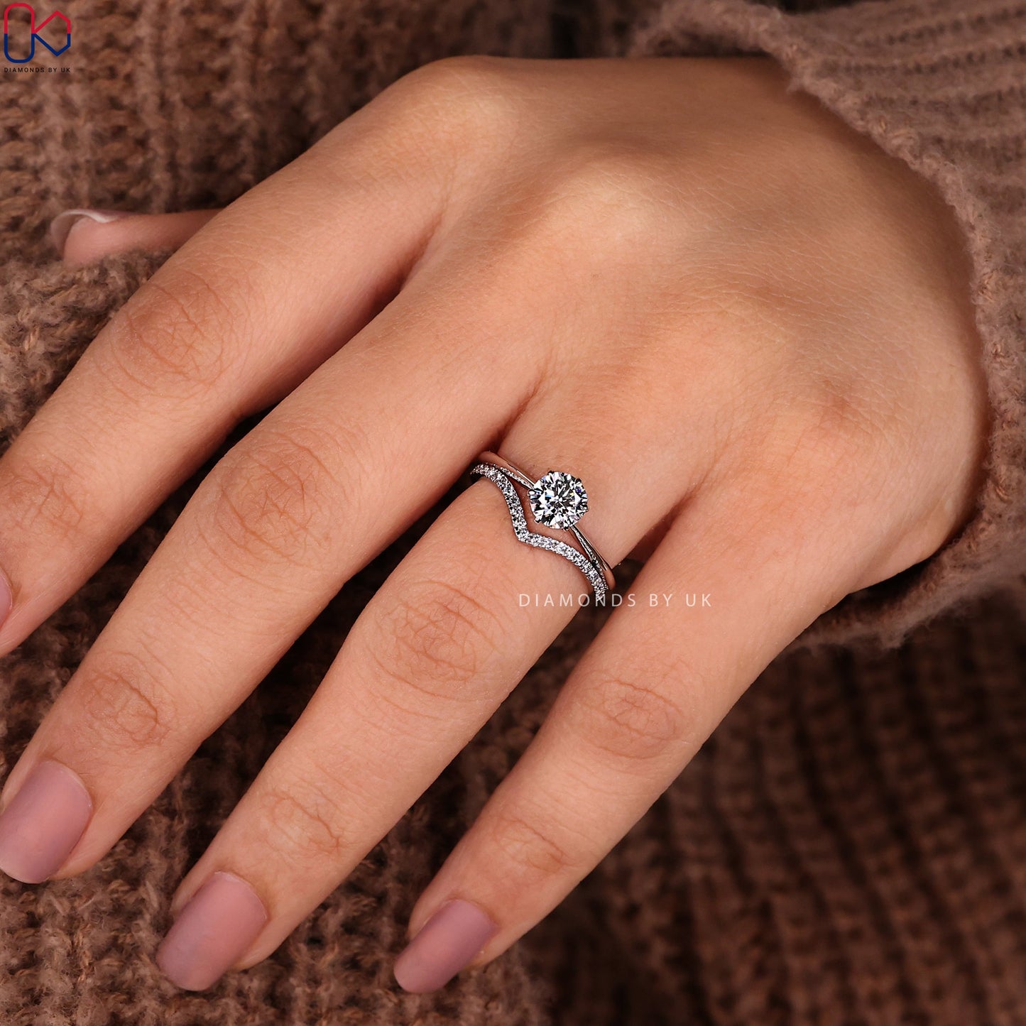 White Gold Round Cut Engagement Ring With Wedding Band