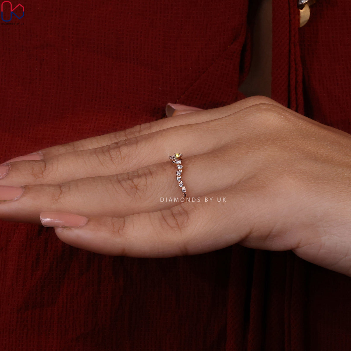 Round Cut Curved Rose Gold Wedding Band