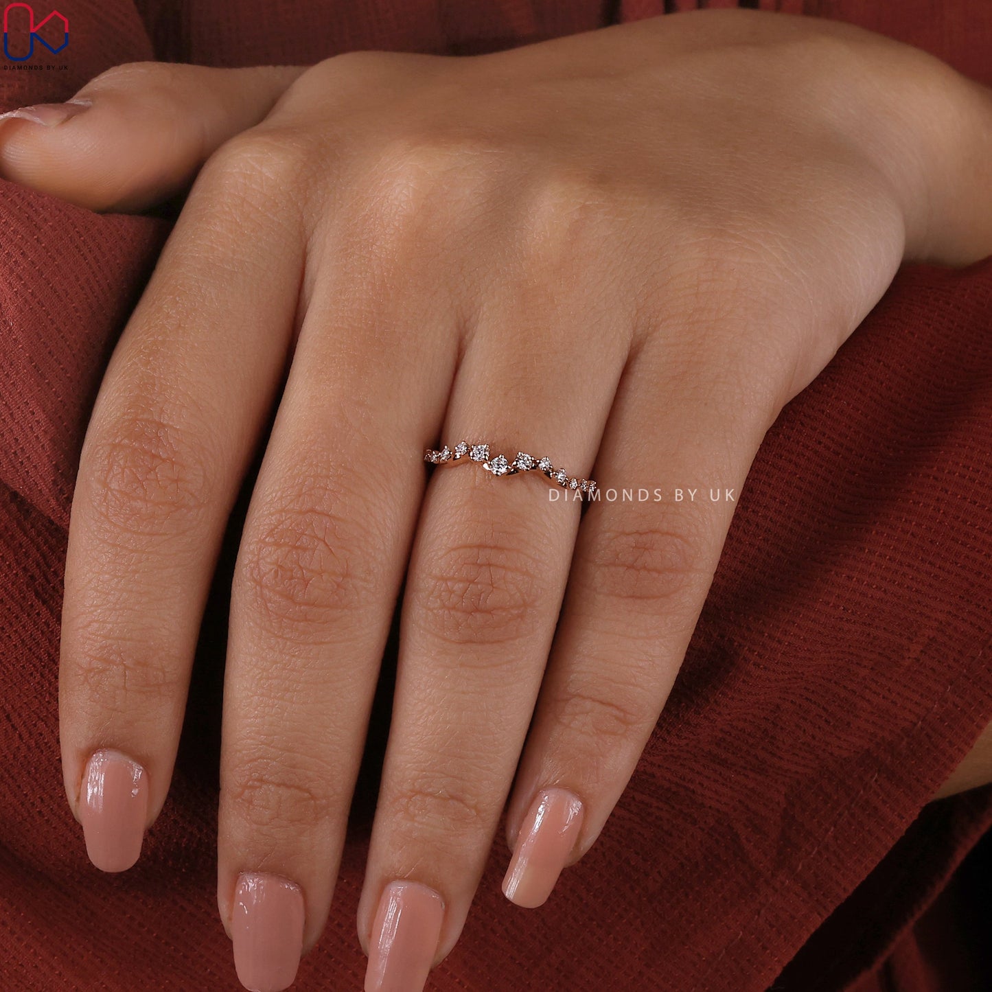 Round Cut Curved Rose Gold Wedding Band